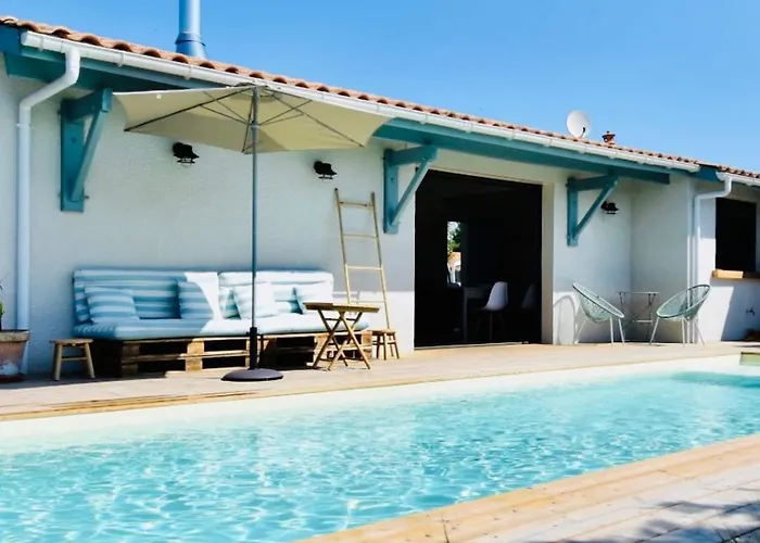 Oasis * لا تاسْتْ دو بوك